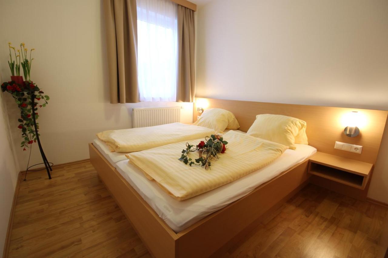Panoramadorf Saualpe Hotel Eberstein Quarto foto